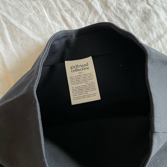 Girlfriend Collective High Rise Bike Shorts - Picture 5 of 6